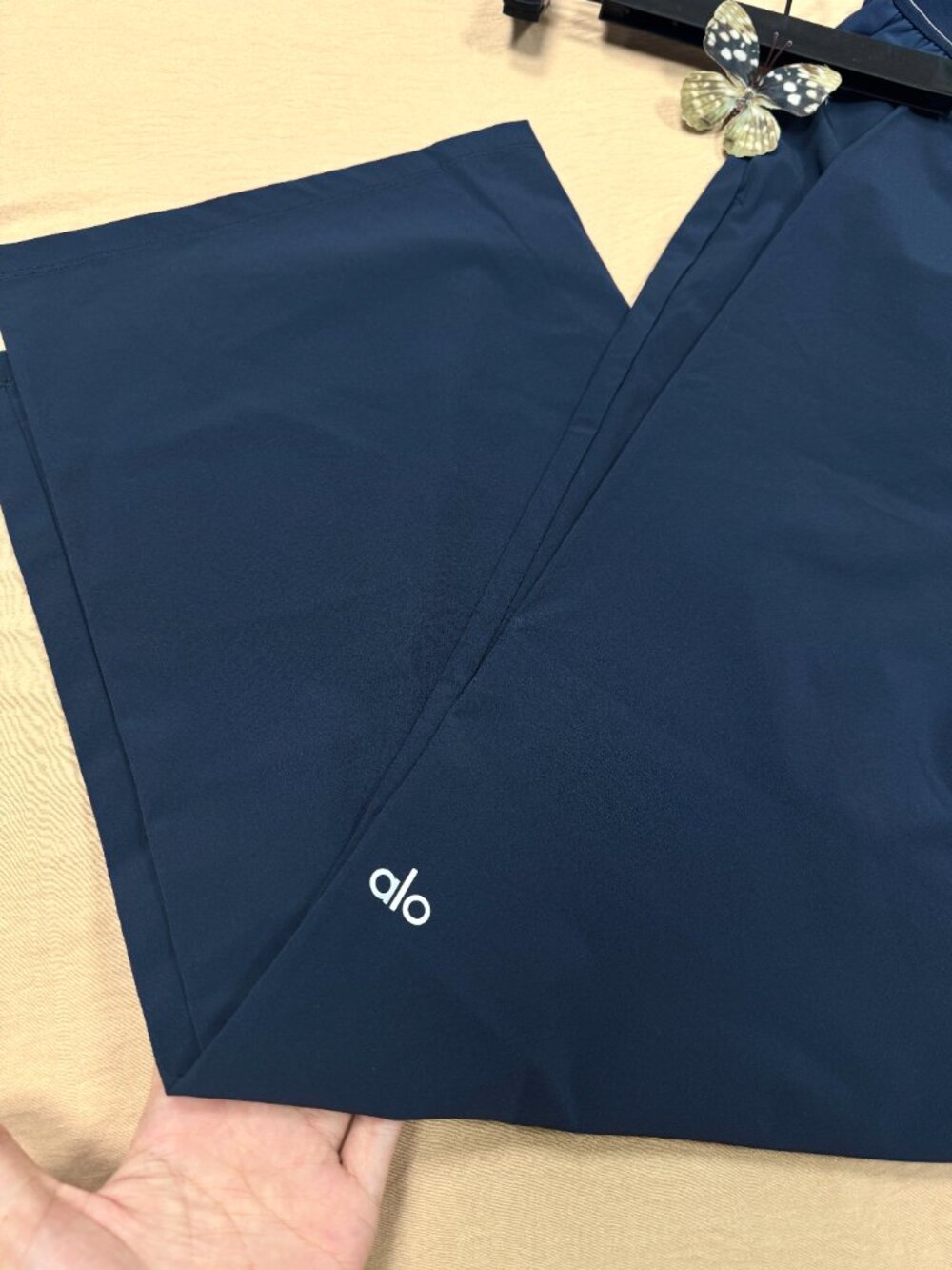 ALO Yoga🍦😋Suit Up Trouser Regular Navy Blue, Relaxed Wide Leg Pants NWT - Picture 6 of 8